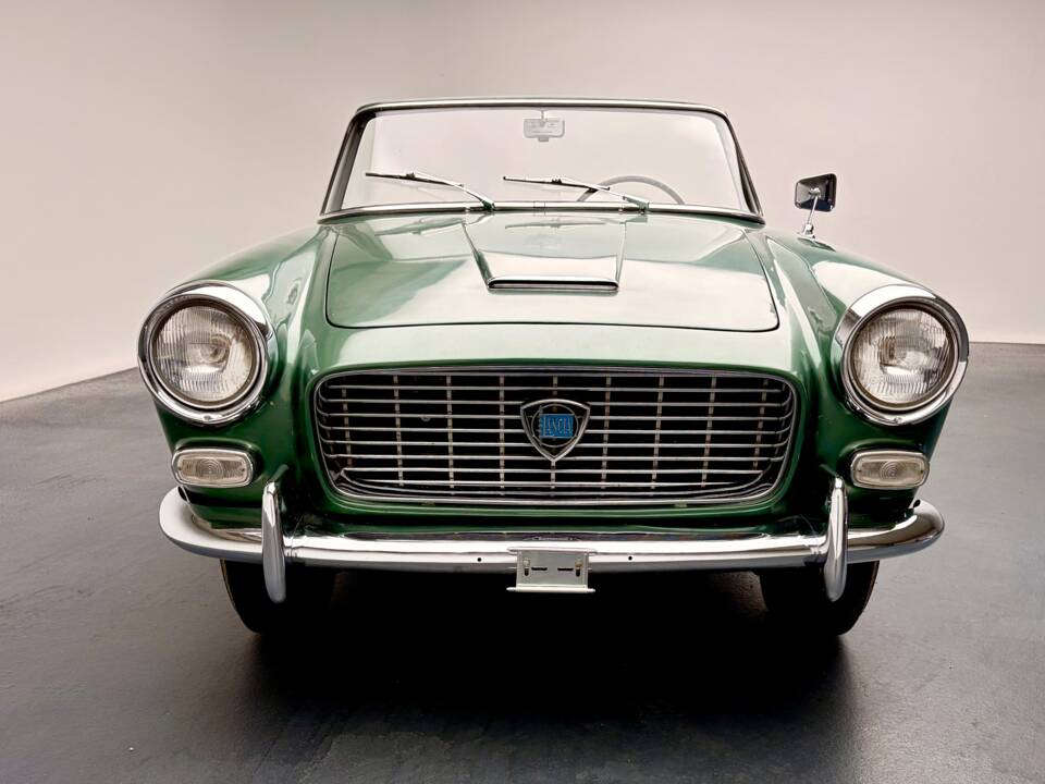 Image 4/17 of Lancia Appia Convertible Vignale (1960)
