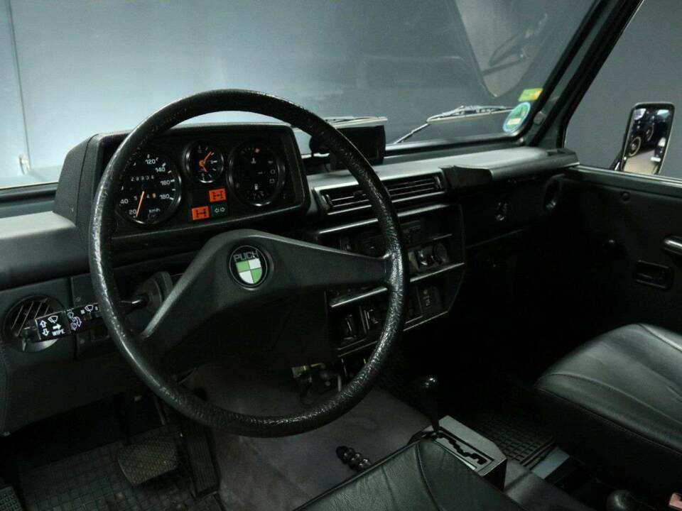Image 16/50 of Mercedes-Benz G 230 (1993)