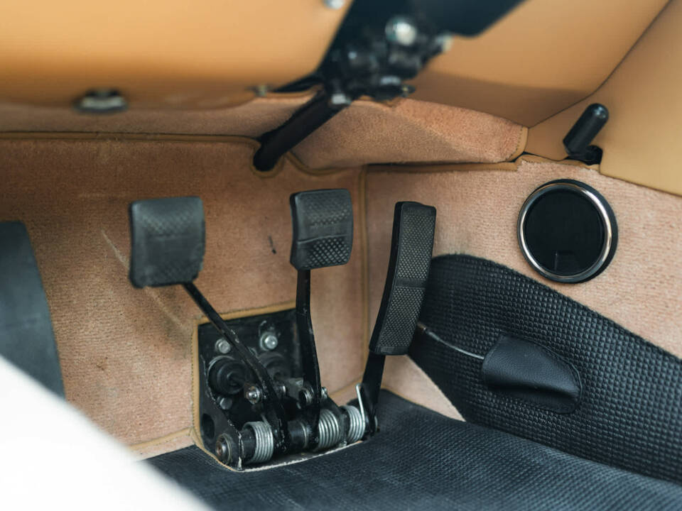 Bild 22/30 von Lamborghini Miura P 400 S (1968)