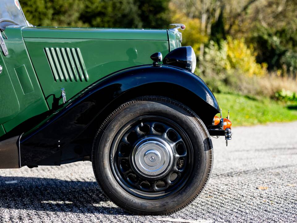 Image 35/50 of Morris Eight (1937)