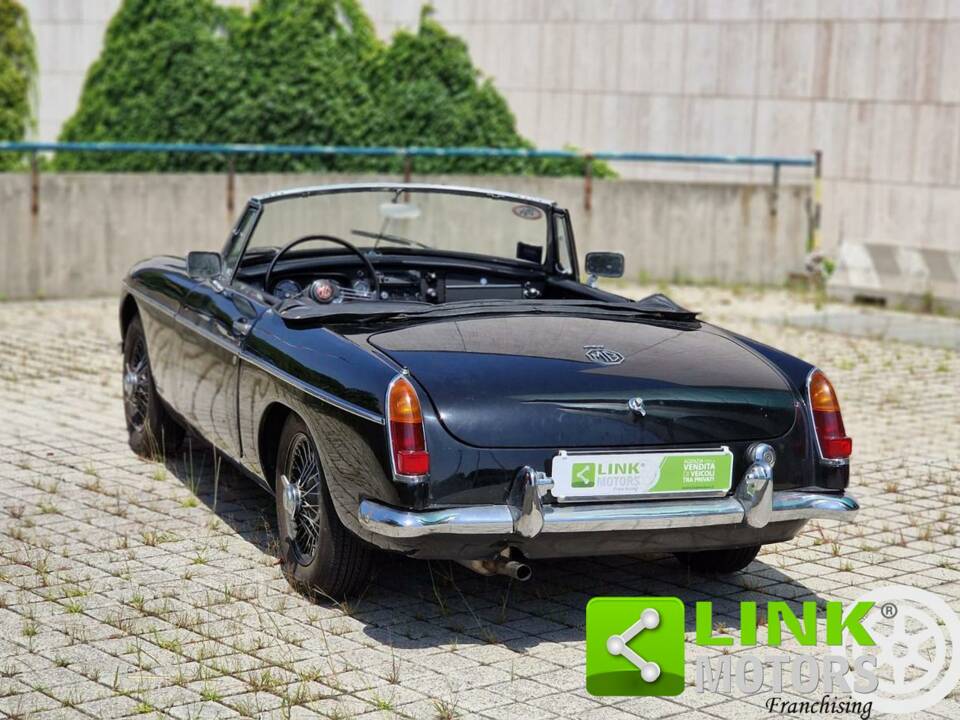 Afbeelding 3/10 van MG MGB (1964)