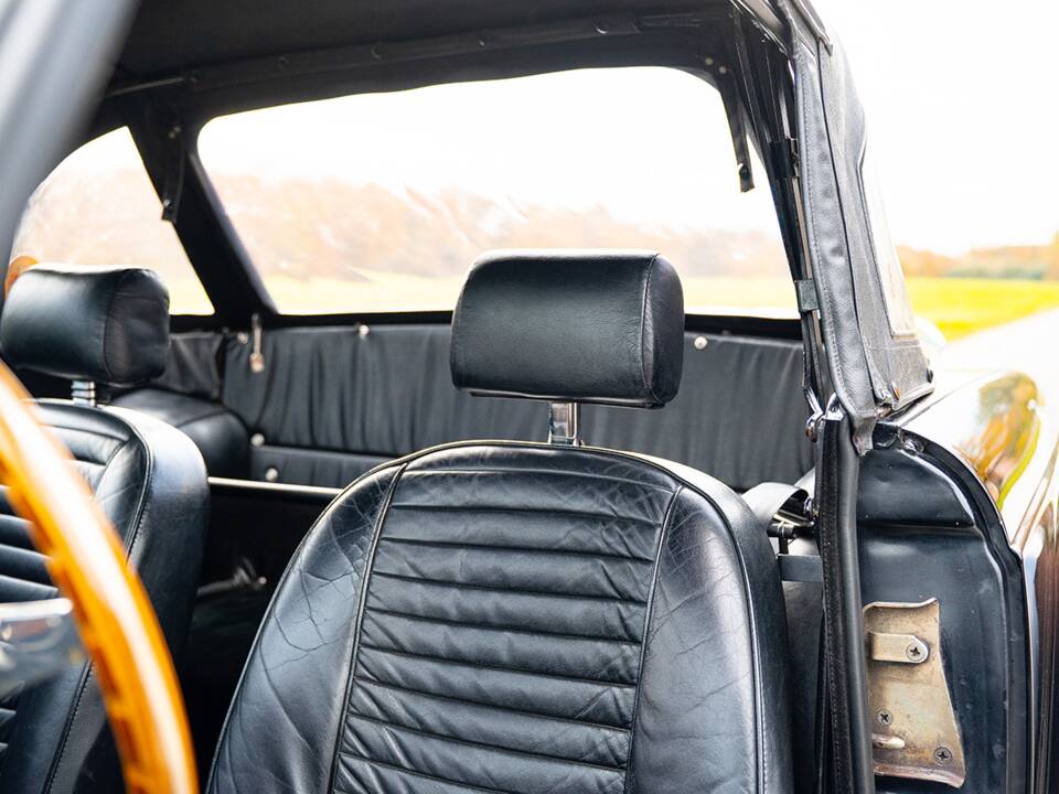 Immagine 20/36 di Triumph TR 6 (1974)