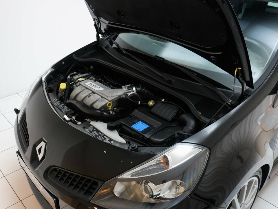 Imagen 12/14 de Renault Clio II 2.0 RS Cup (2007)