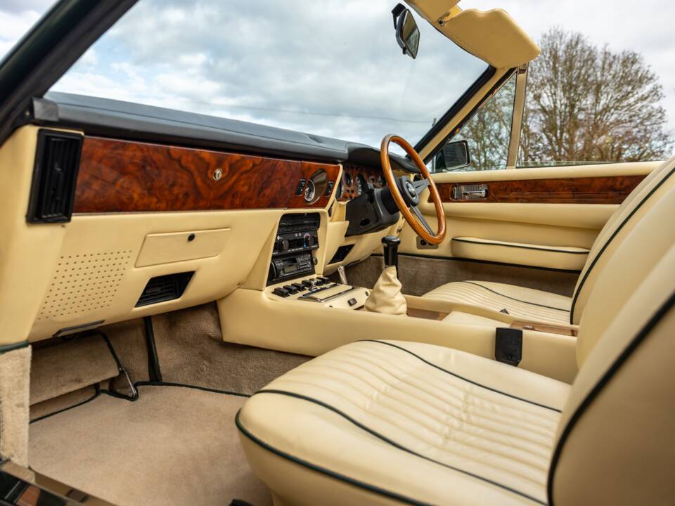 Bild 31/92 von Aston Martin V8 Volante X-Pack (1989)