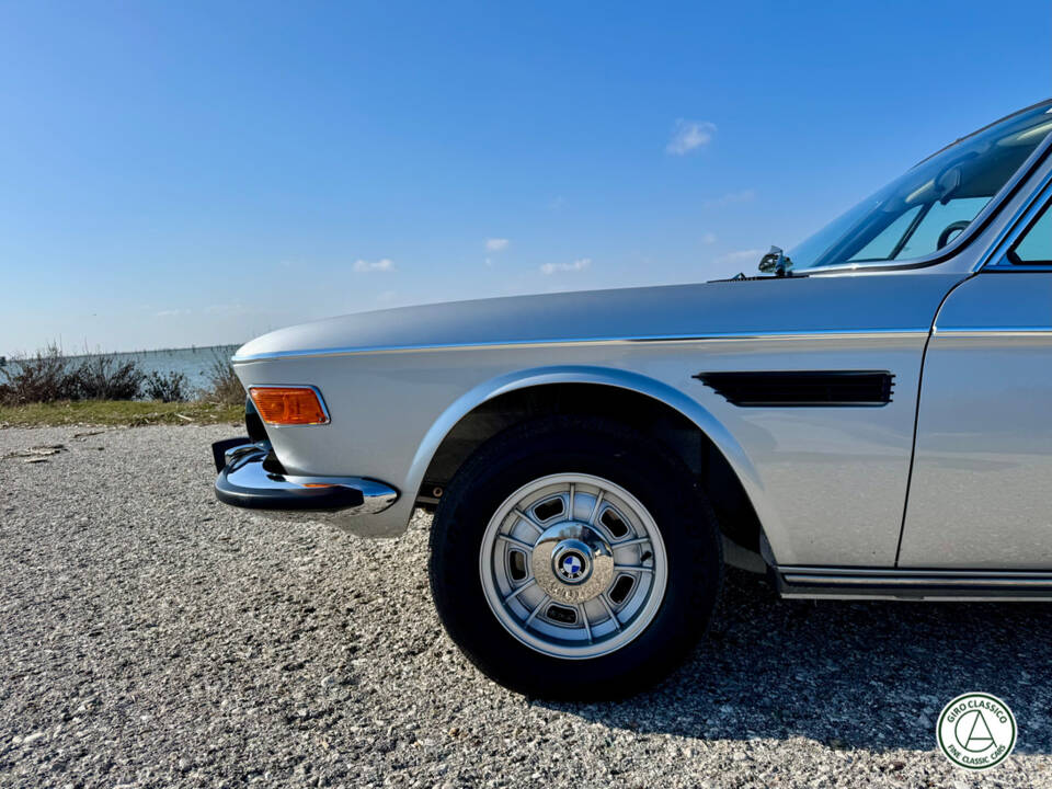Bild 20/60 von BMW 3.0 CSi (1975)