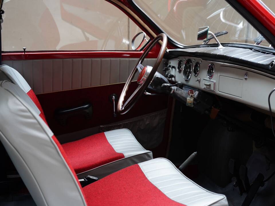 Image 27/100 of Saab 96 (1964)