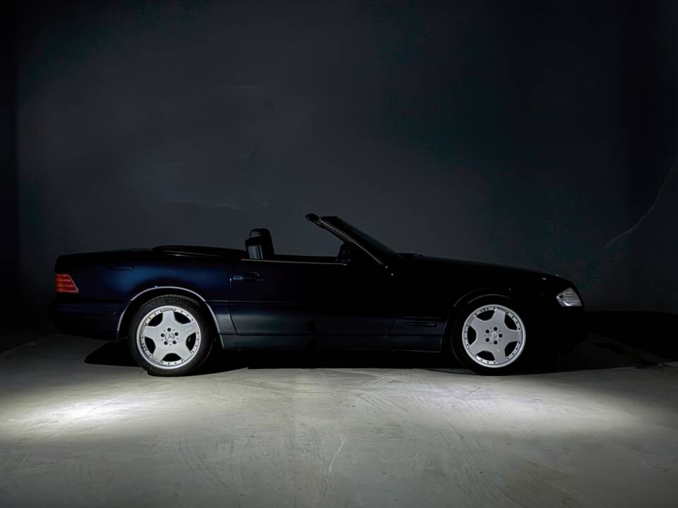 Bild 1/27 von Mercedes-Benz SL 320 (1997)