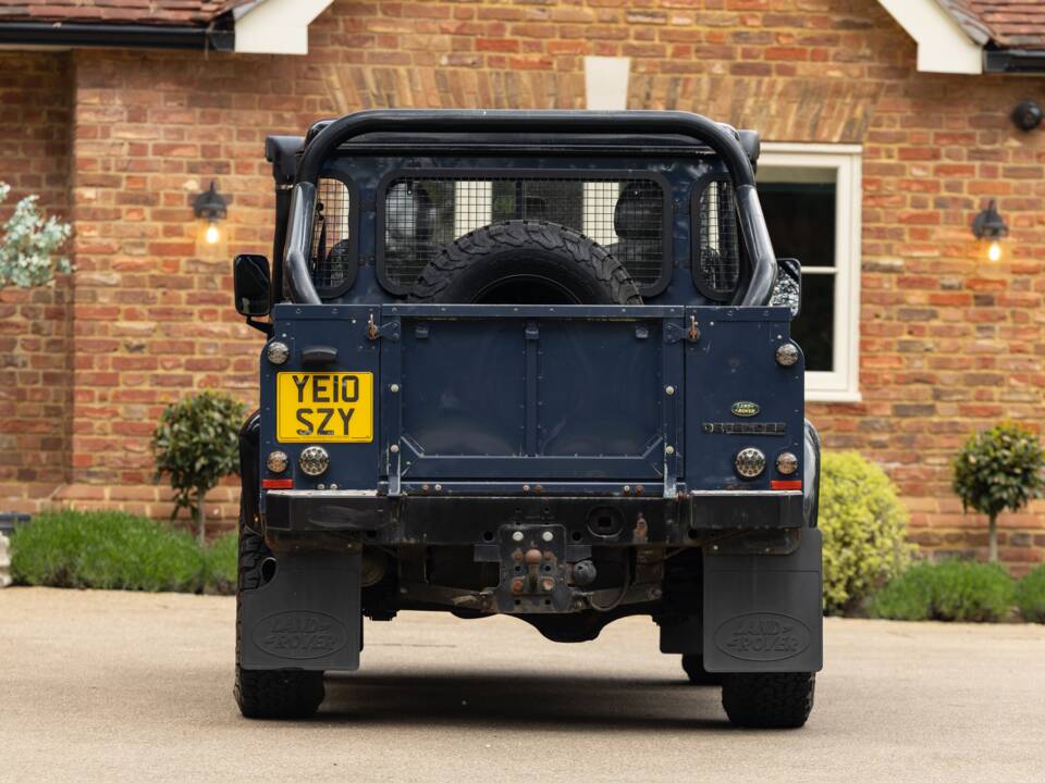 Image 35/43 of Land Rover Defender 90 (2010)