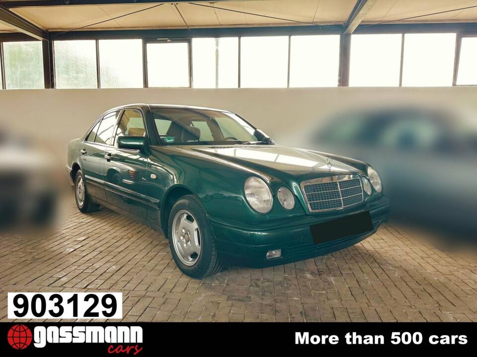Imagen 1/12 de Mercedes-Benz E 220 Diesel (1997)