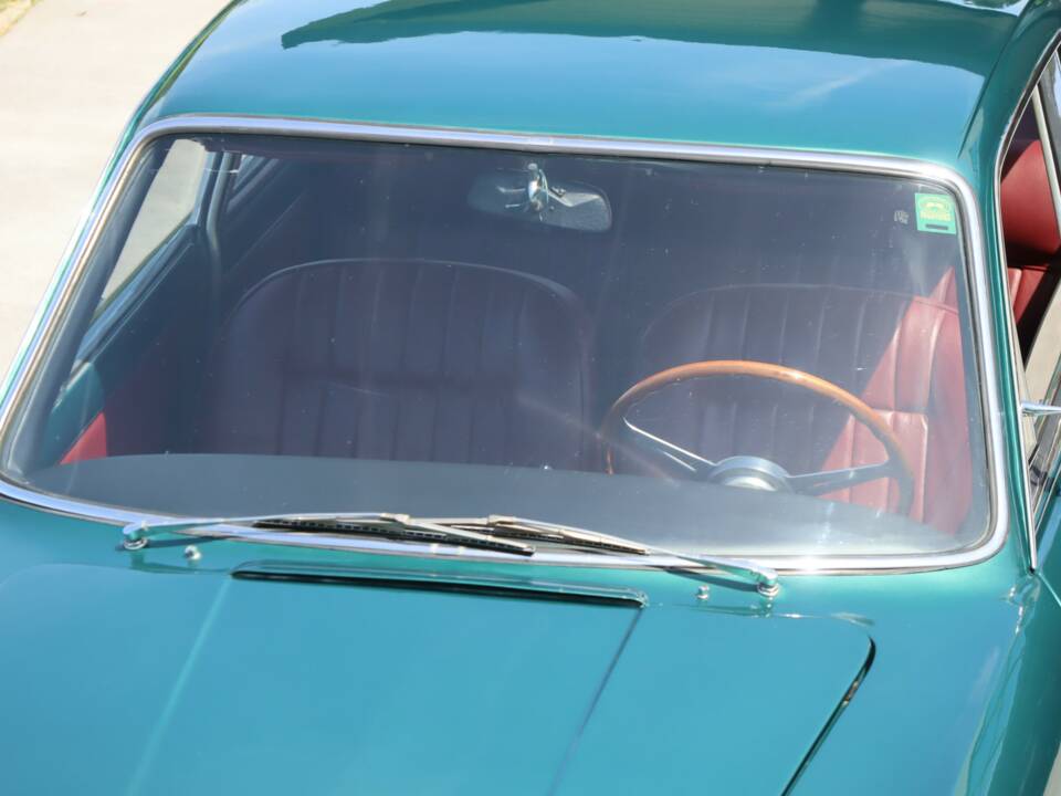 Bild 34/50 von FIAT 1300 Vignale (1965)