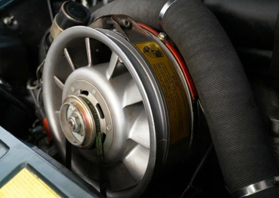 Image 15/50 of Porsche 911 SC 3.0 (1980)