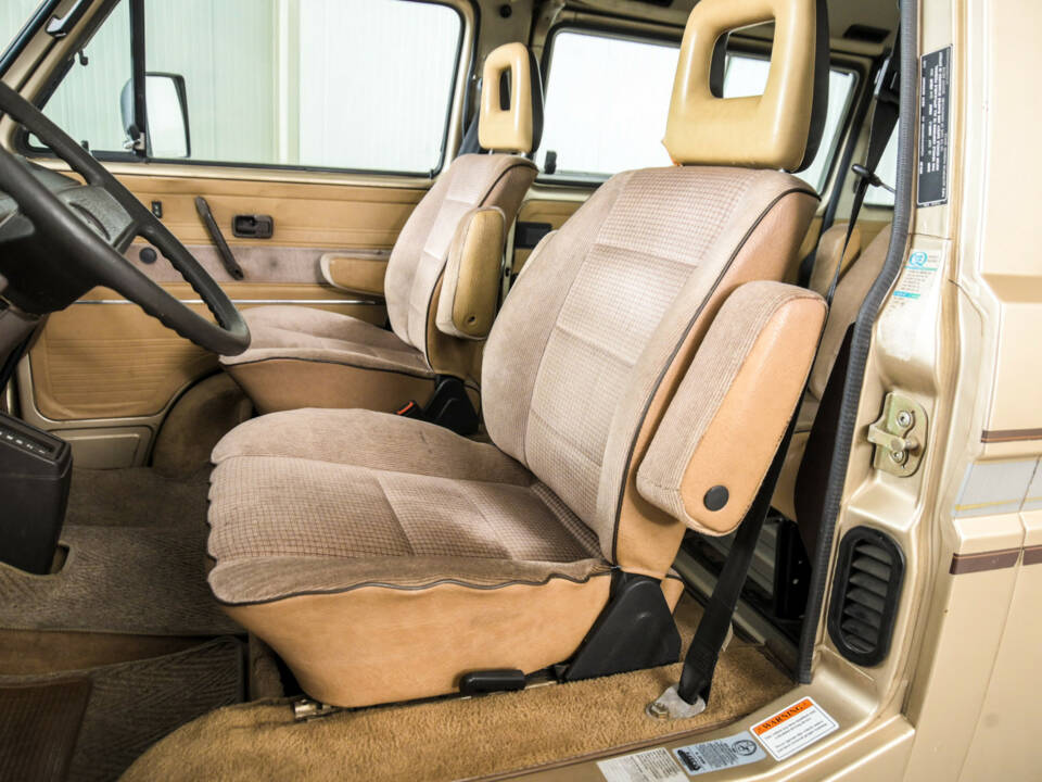 Bild 28/50 von Volkswagen T3 Caravelle GL 1.9 (1986)