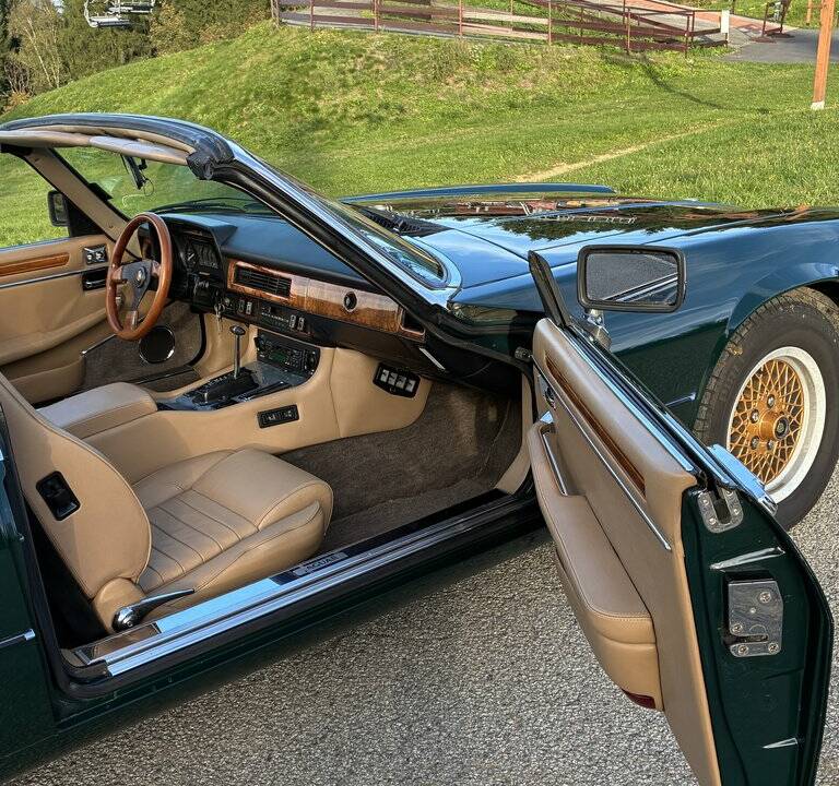 Image 3/8 of Jaguar XJS 5.3 V12 (1989)
