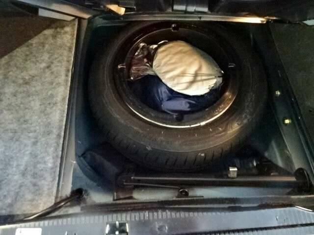 Bild 17/26 von Mercedes-Benz E 220 (1996)