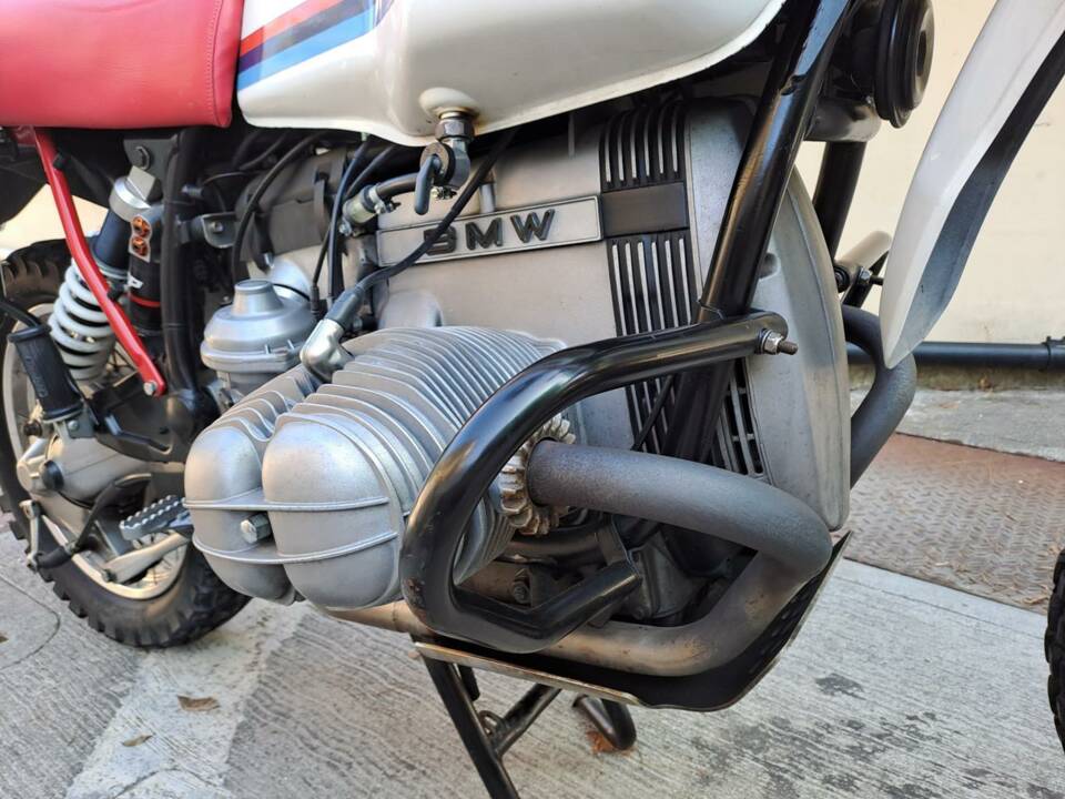Immagine 22/49 di BMW R 100 RT (1990)