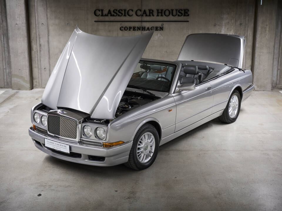 Image 73/77 of Bentley Azure (2001)