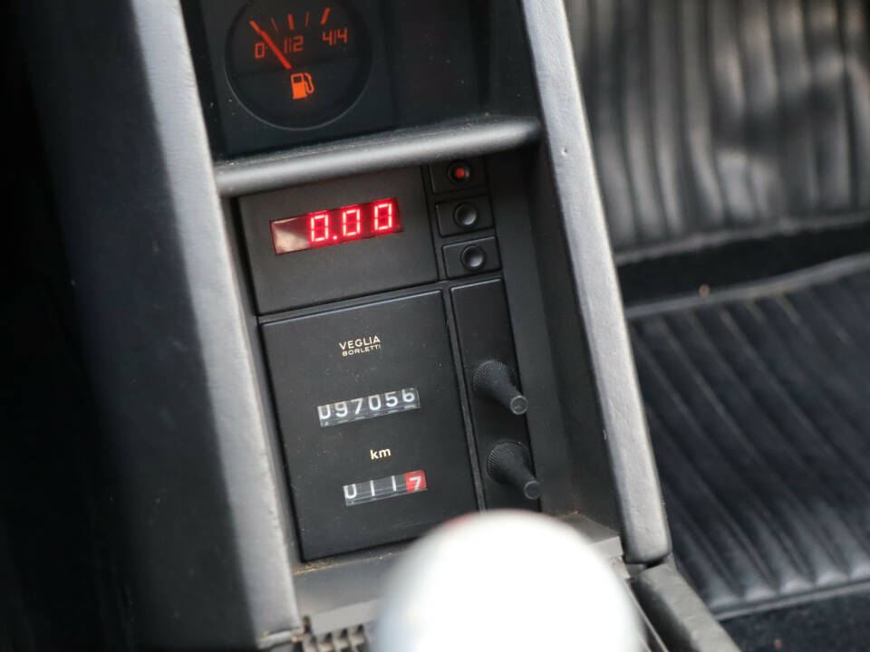 Image 36/50 of Ferrari Testarossa (1985)