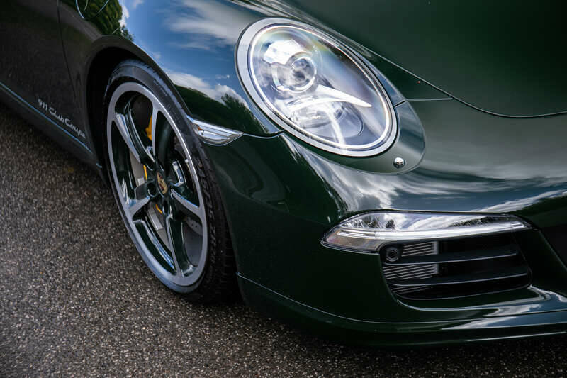 Imagen 35/50 de Porsche 911 Classic Club Coupé (2013)