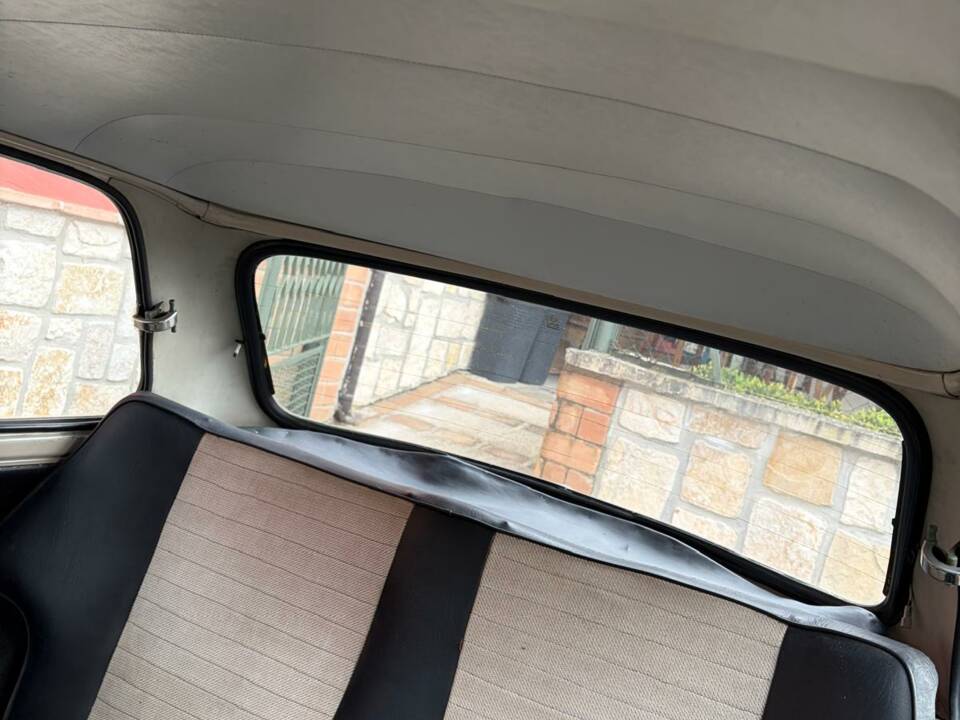 Image 17/22 of Innocenti Mini Cooper 1300 (1972)