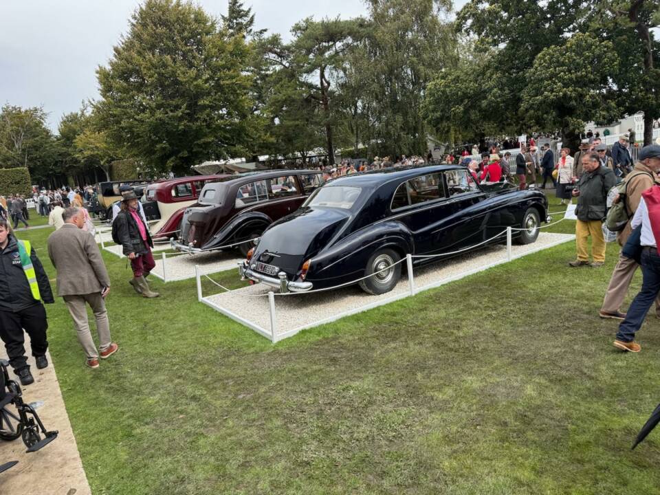 Image 1/50 of Rolls-Royce Phantom V James Young (1964)