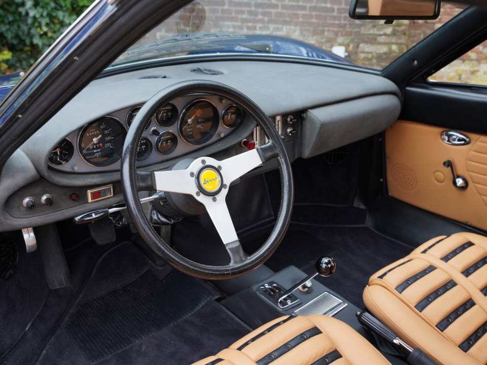 Bild 3/50 von Ferrari Dino 246 GT (1972)