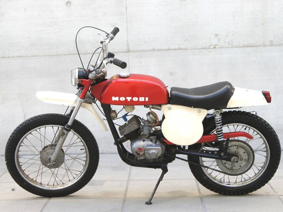 Image 5/13 of Motobi DUMMY (1971)