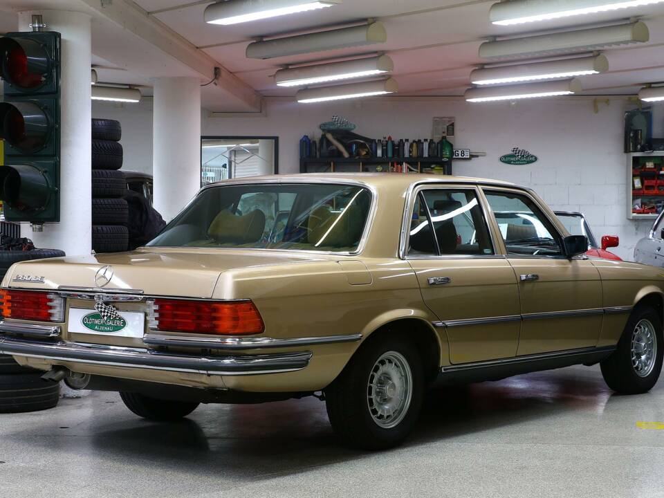 Bild 6/23 von Mercedes-Benz 280 SE (1979)
