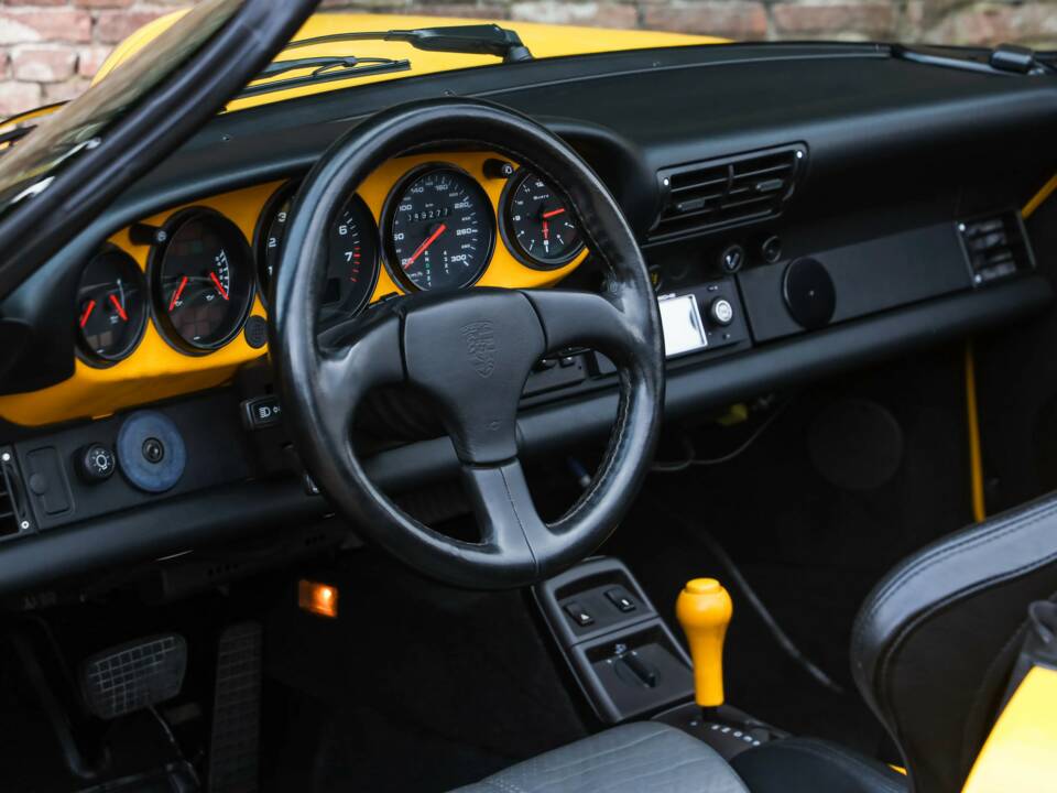 Image 3/50 of Porsche 911 Speedster (1993)