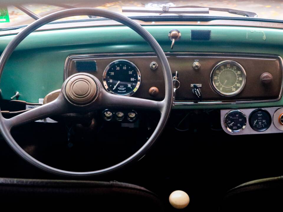 Image 24/51 de FIAT 500 C Giardiniera (1951)