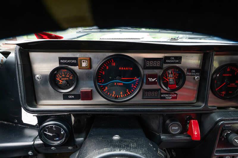 Bild 34/50 von Lancia Delta HF Integrale (1988)