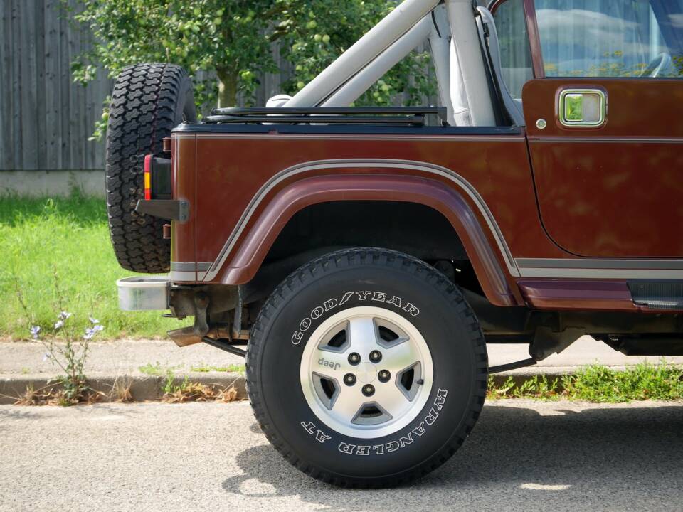 Image 7/23 of Jeep YJ (1988)