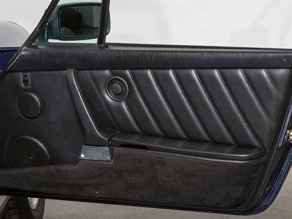 Bild 22/36 von Porsche 911 Carrera 3.2 (1987)