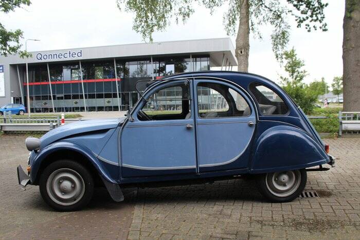 Image 3/7 de Citroën 2 CV 6 Club (1987)