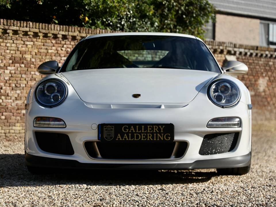 Image 5/50 de Porsche 911 GT3 RS (2010)