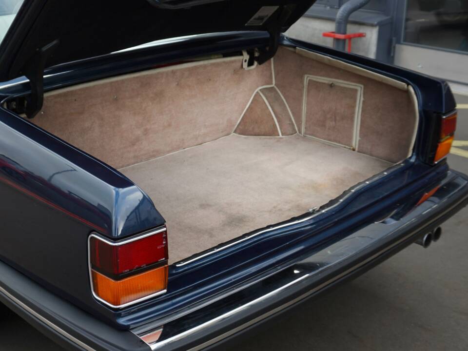 Image 14/45 of Bentley Turbo R (1988)