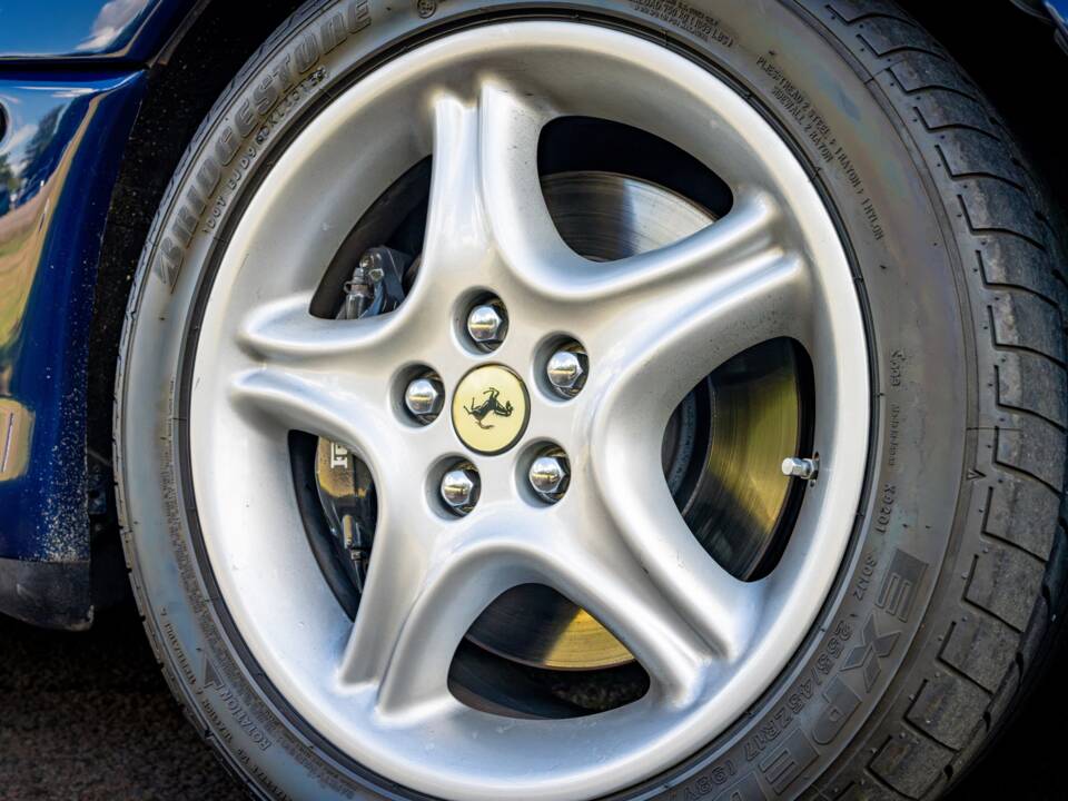 Image 20/31 of Ferrari 456 GTA (1998)