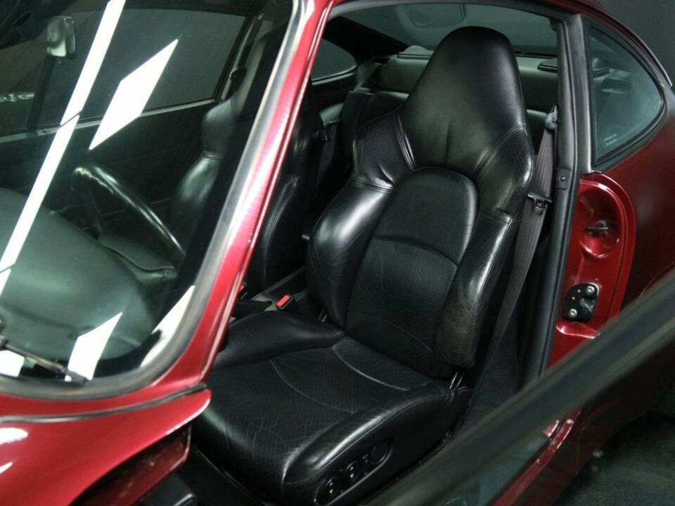 Image 14/50 de Porsche 911 Carrera 4S (1996)