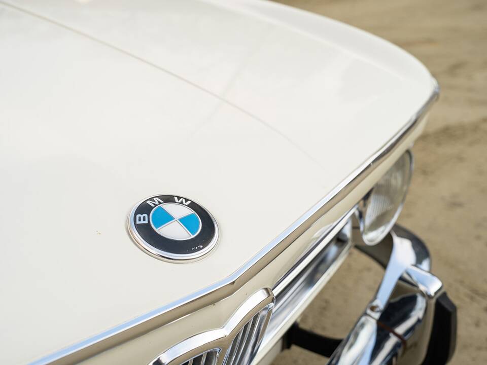 Bild 18/67 von BMW 1800 (1970)