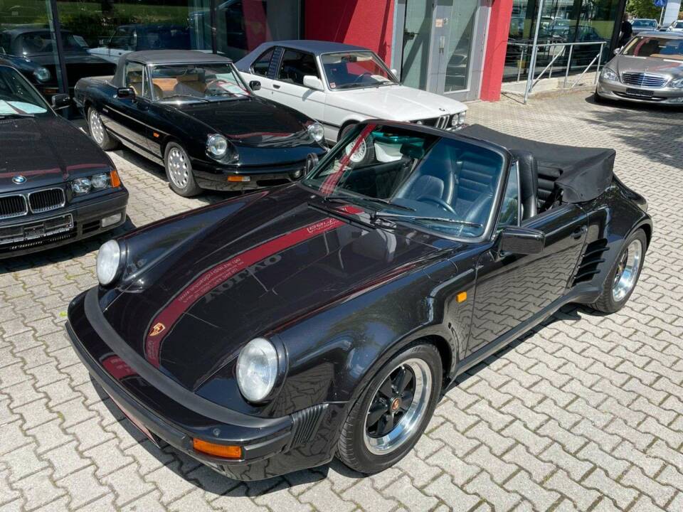 Imagen 2/20 de Porsche 911 Carrera 3.2 (WTL) (1989)