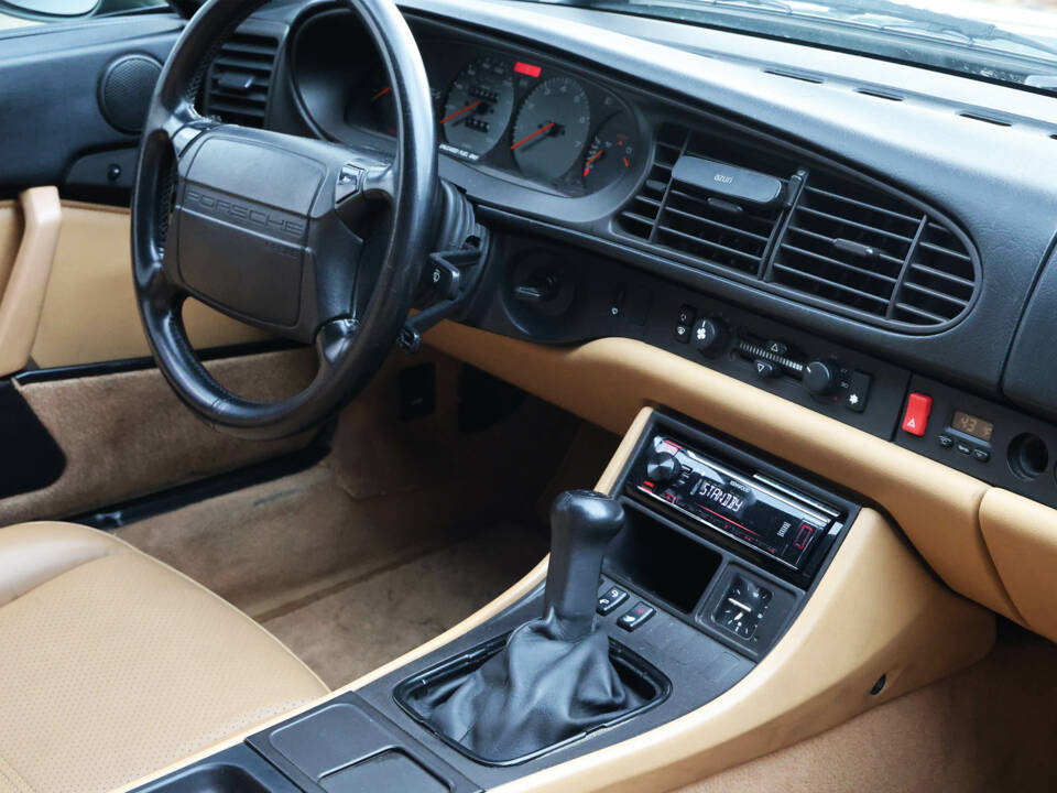 Bild 40/47 von Porsche 968 (1992)