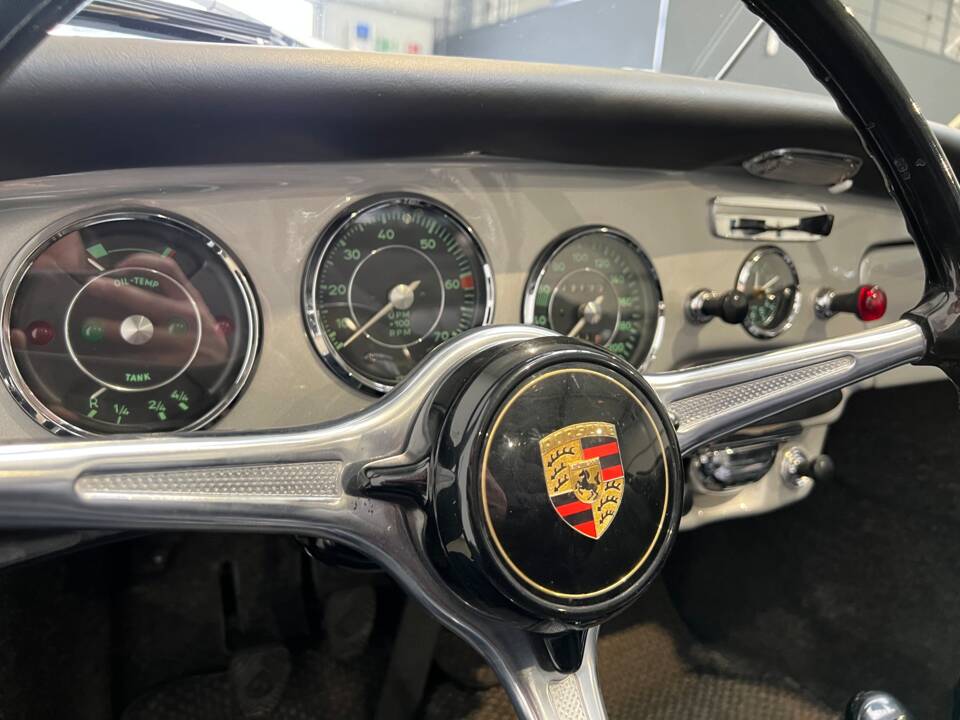 Image 32/35 de Porsche 356 C 1600 SC (1964)