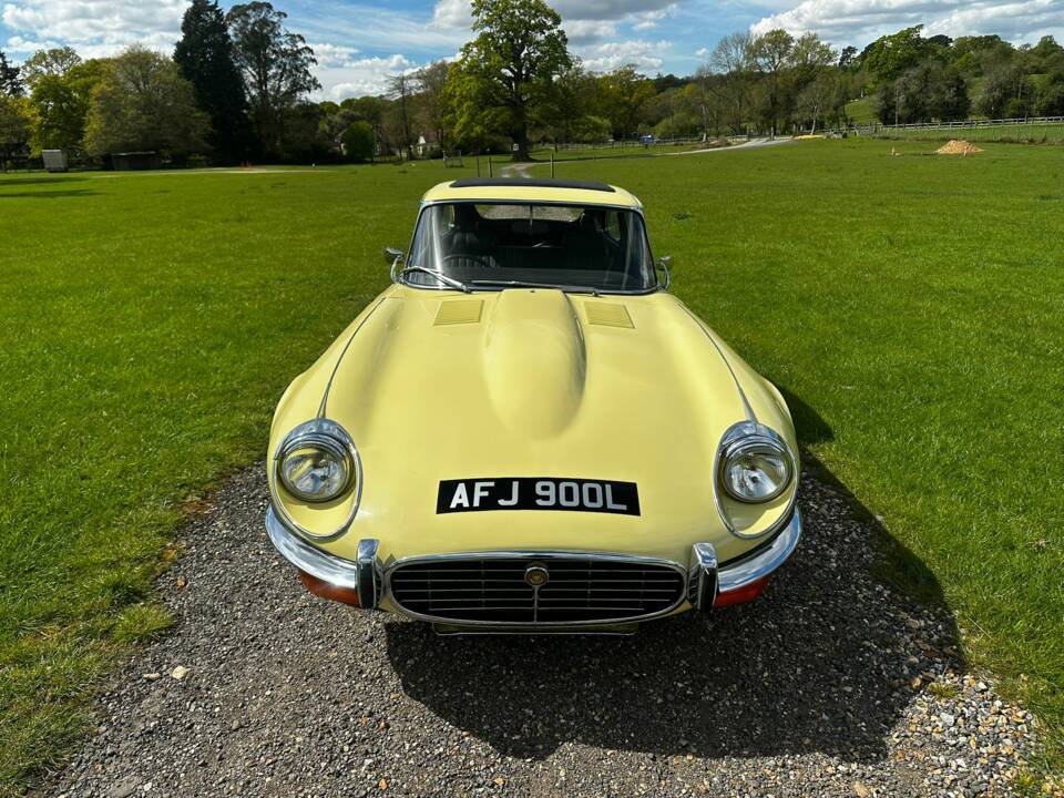 Imagen 16/39 de Jaguar E-Type V12 (2+2) (1972)
