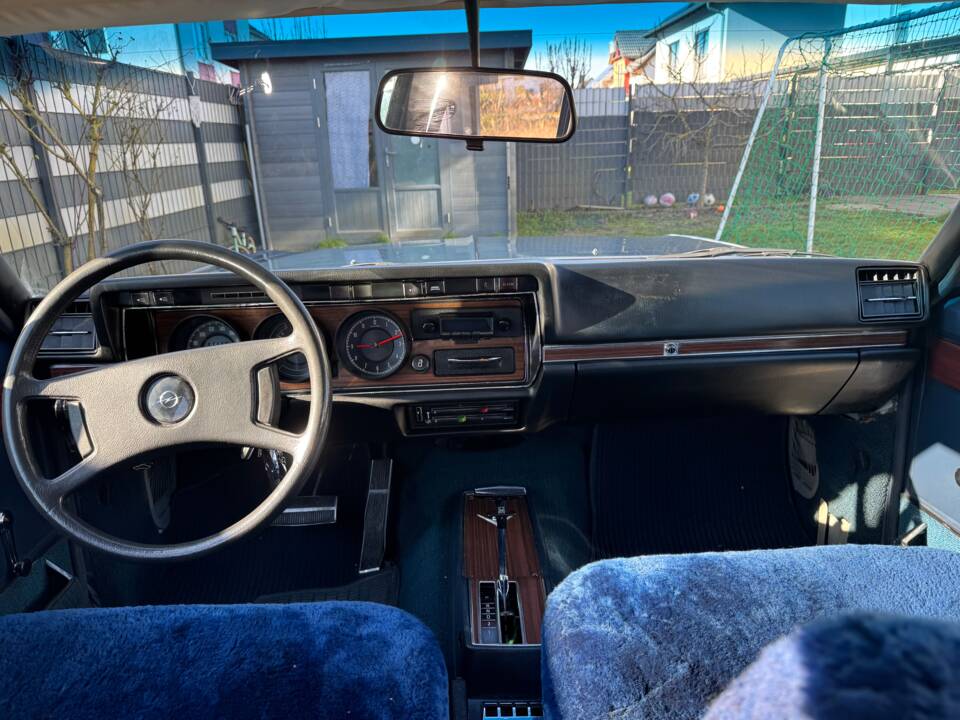 Image 3/12 of Opel Diplomat V8 5,4 (1974)