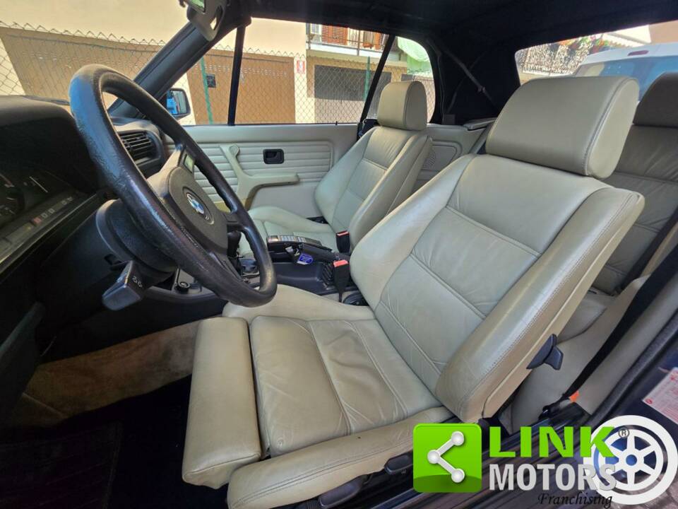 Bild 4/10 von BMW 320i (1987)