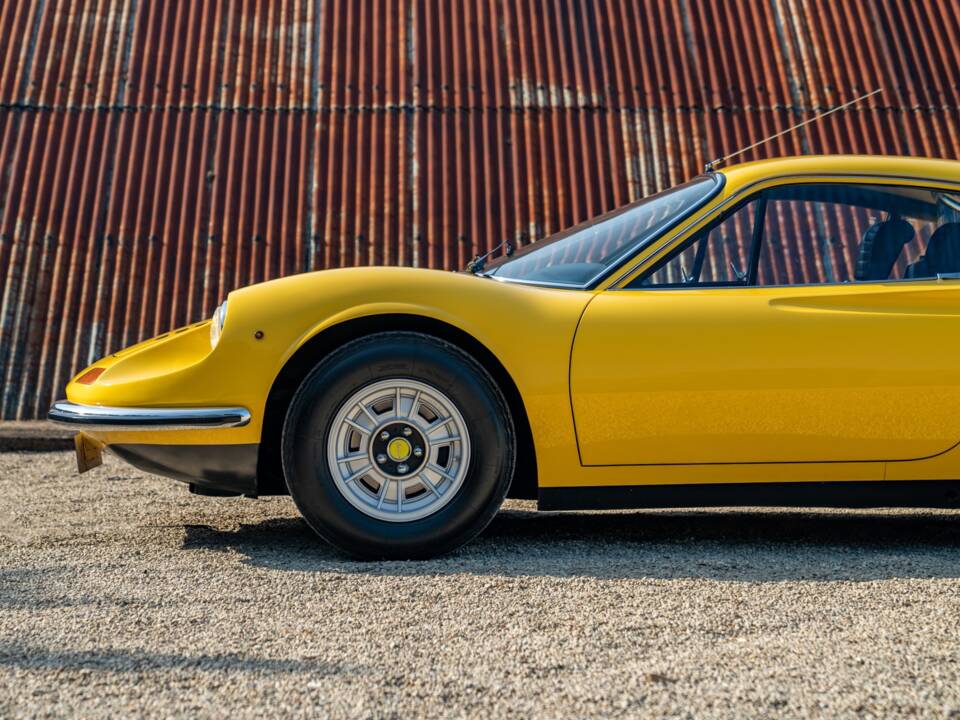 Bild 8/45 von Ferrari Dino 246 GT (1972)