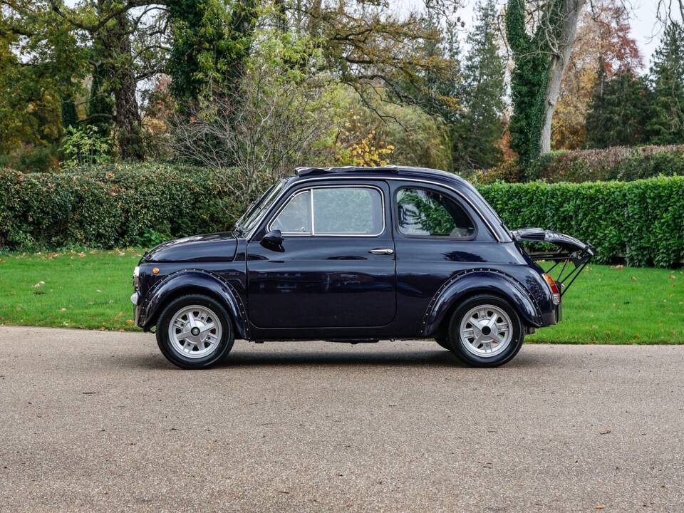 Image 14/45 of FIAT 500 L (1972)