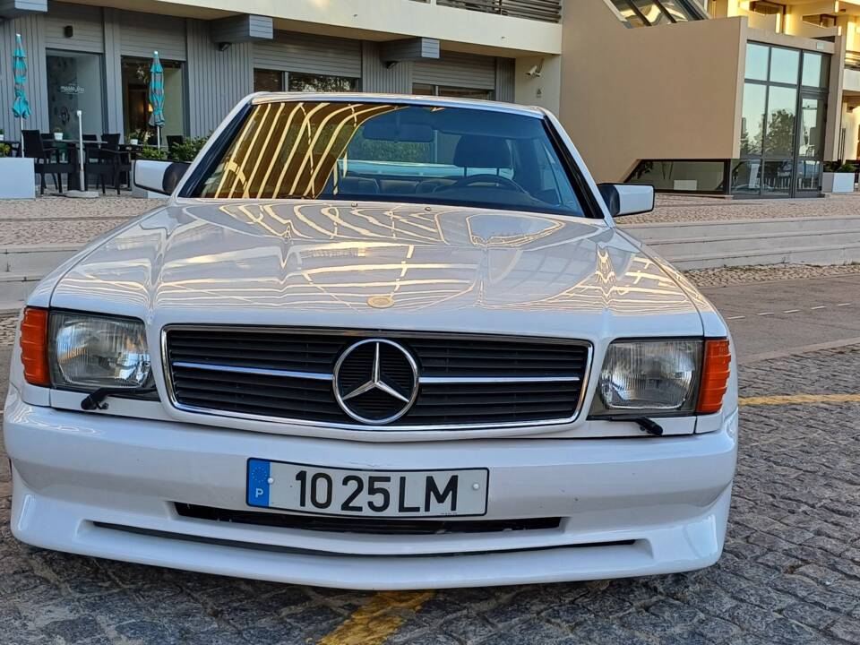 Image 4/65 of Mercedes-Benz 380 SEC (1985)