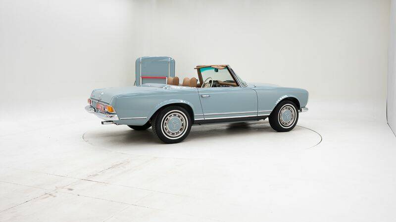Image 2/15 de Mercedes-Benz 280 SL (1970)