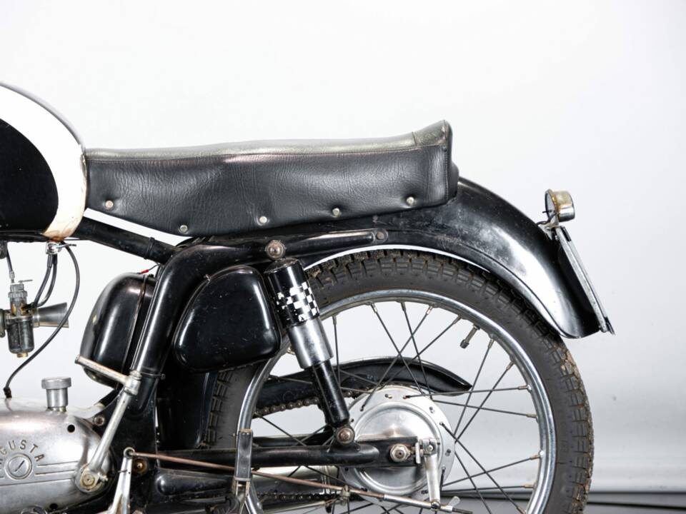 Afbeelding 19/50 van MV Agusta DUMMY (1958)