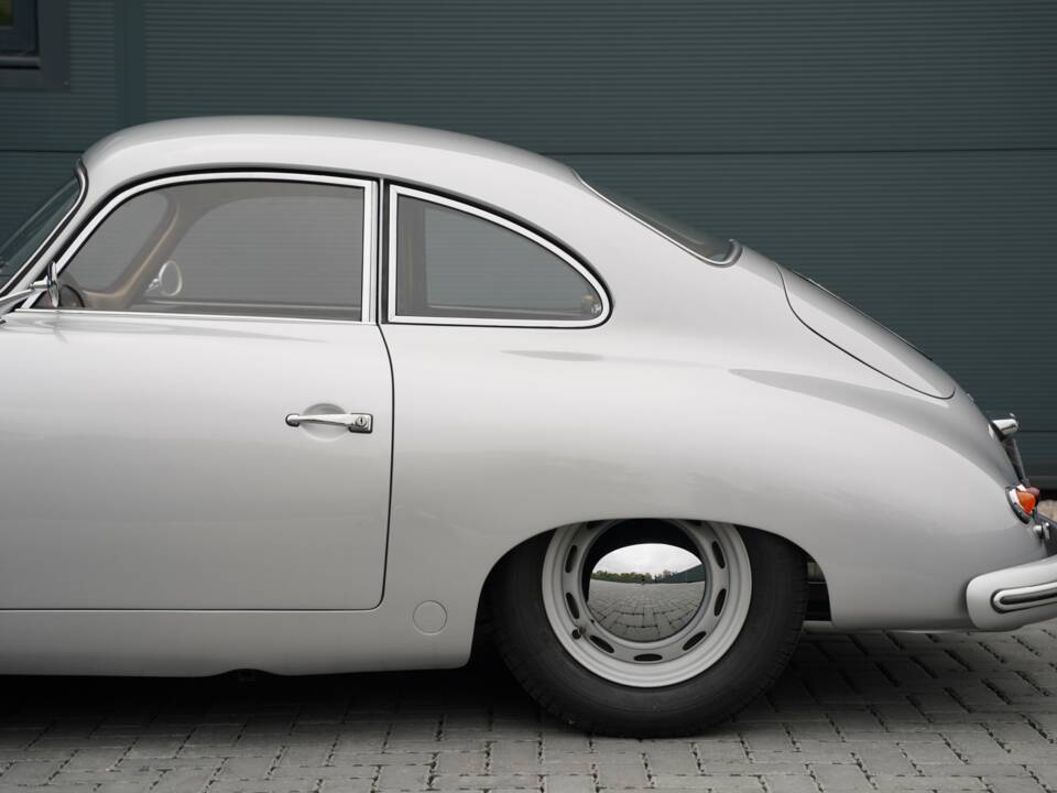 Bild 10/50 von Porsche 356 1500 Super (1953)